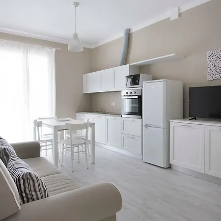 Aparthotel Serenella - Dependance Diano Marina