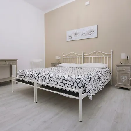 Aparthotel Serenella - Dependance Diano Marina