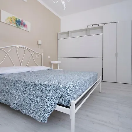 Serenella - Dependance Appart hôtel 3*