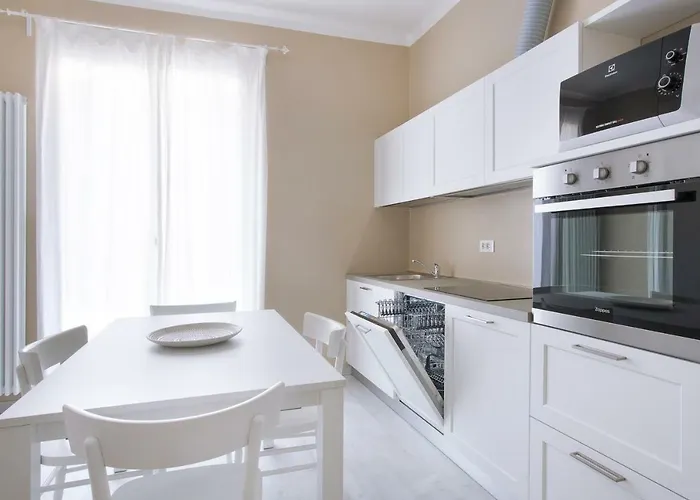 Residenza Serenella - Dependance Aparthotel 3*